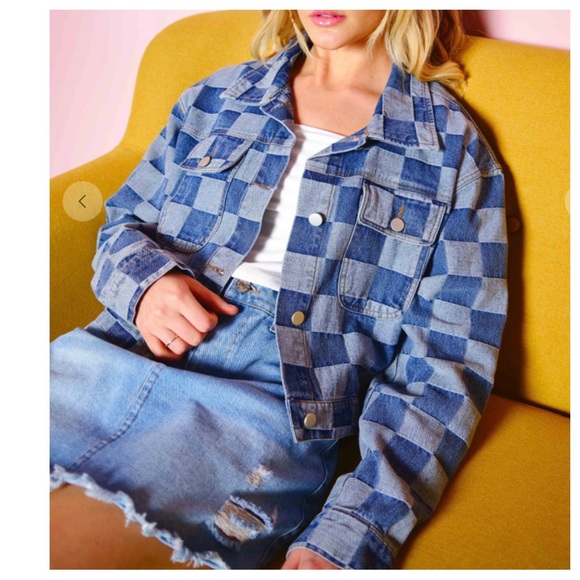 39 Checkered Button Up Crop Denim Jean Jacket - Picture 3 of 6